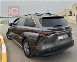 تويوتا سيينا